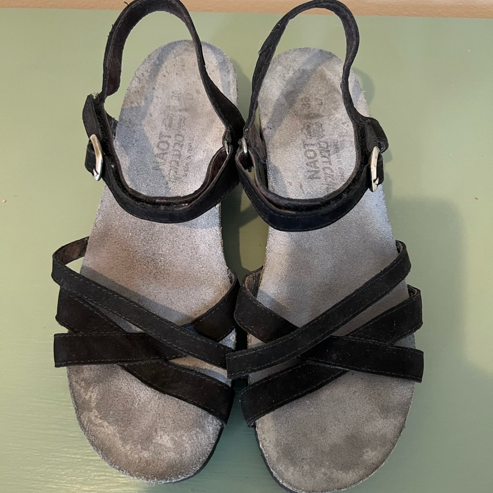 Naot Black Brittanty Sandals Womens Size 38 US 7.5 Cork Comfort Strappy Shoes - Picture 3 of 7